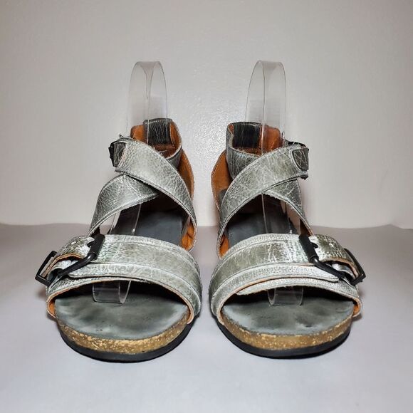Taos Grey Wedge Sandals Size 38 (7 - 7.5) - Picture 2 of 11